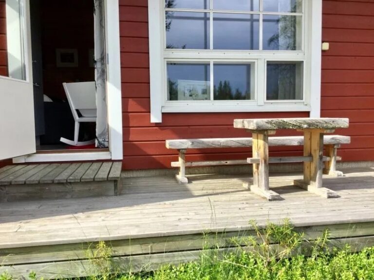 Onnenrannan terassi kesällä