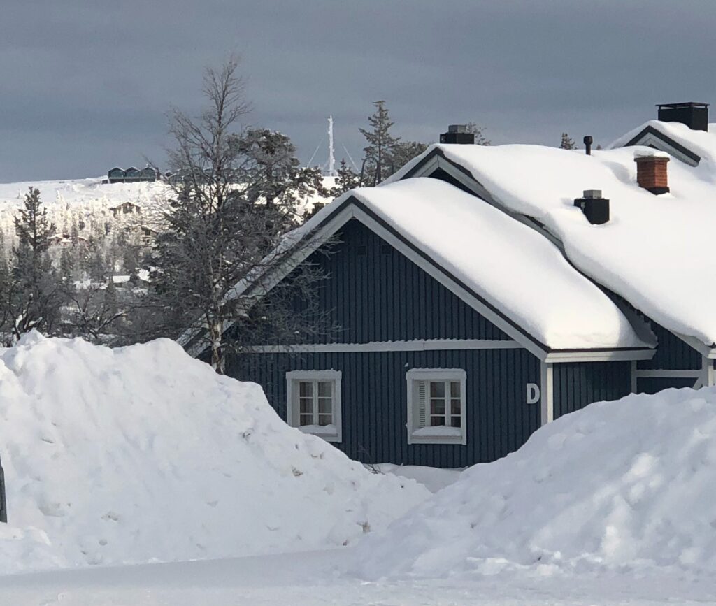Sinitaivas in winter in Saariselkä